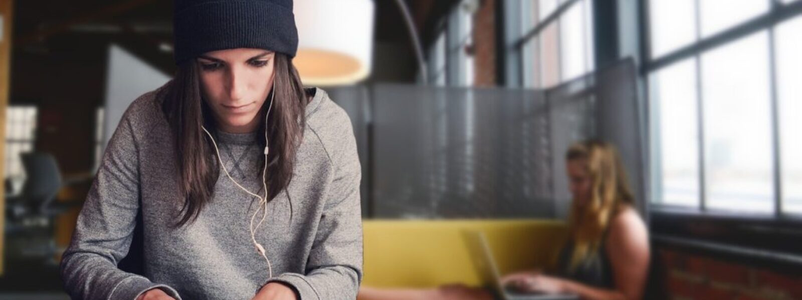 Claude Chat coworking — Claude Chat & Cowork