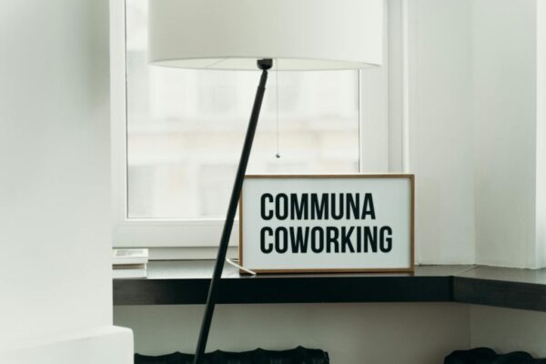 Claude chat coworking — Claude Chat & Cowork