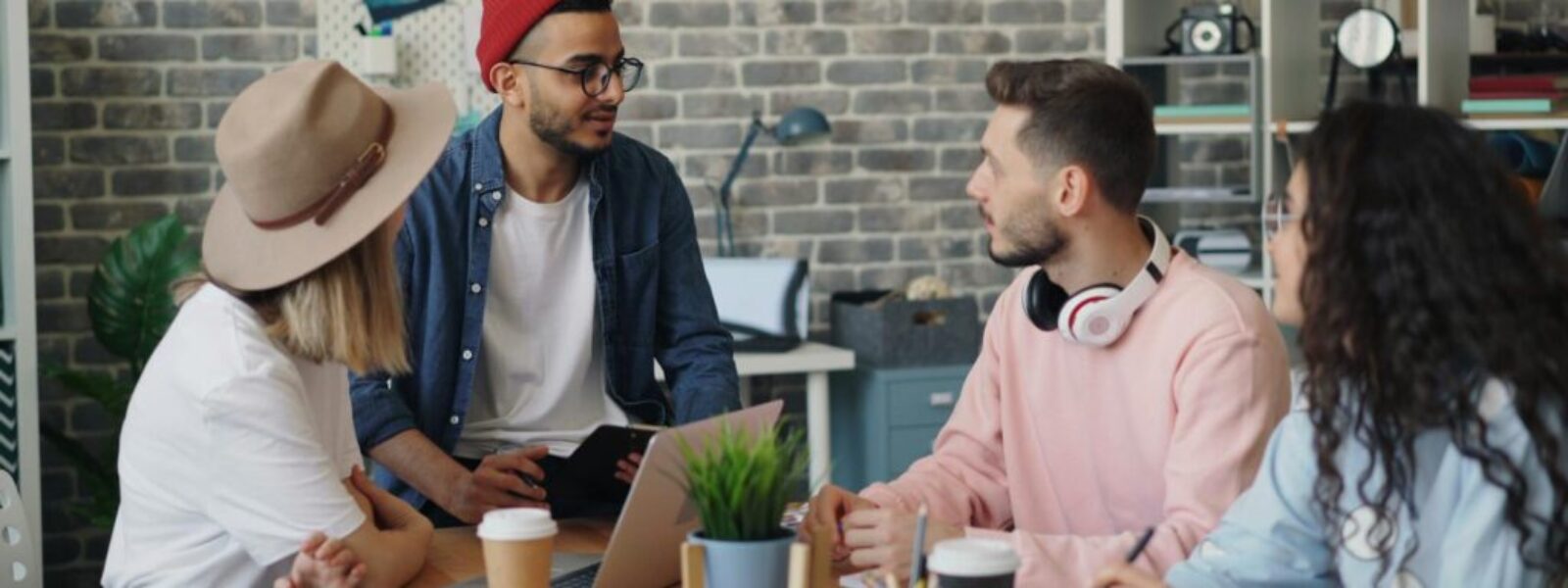 Claude Chat coworking — Claude Chat & Cowork