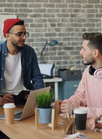 Claude Chat coworking — Claude Chat & Cowork
